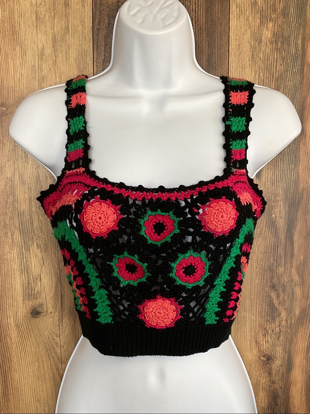Altar'd State Black Crochet Floral Crop Tank S/M 424B